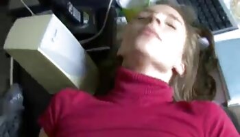 Chàng được quyến rũ qua stepmom và stepsis trên có ba người phim sex bố chồng nàng dâu phụ đề