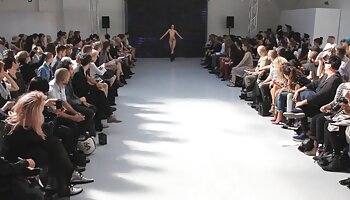 Brandi tình yêu và Casi vung trom co phu de James sừng 3some